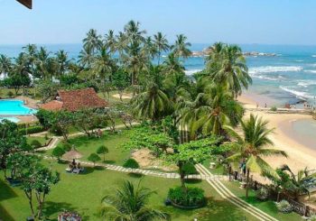 Онлайн веб камера пляж Аругам-Бэй, Шри-Ланка